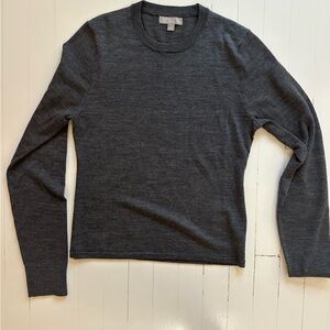 Womens Crew Neck lightweight wool sweater
